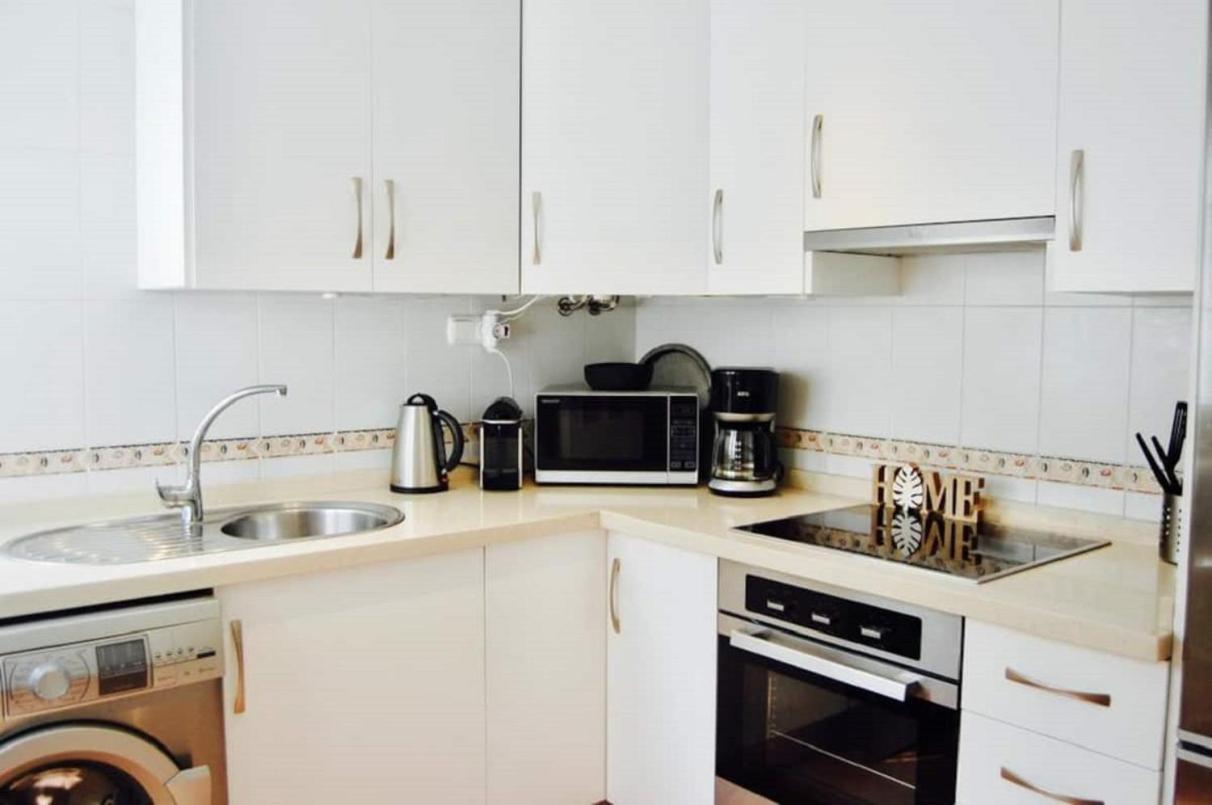 Fantastic 1 Bedroom Apartment In The Centre Of Nerja Extérieur photo